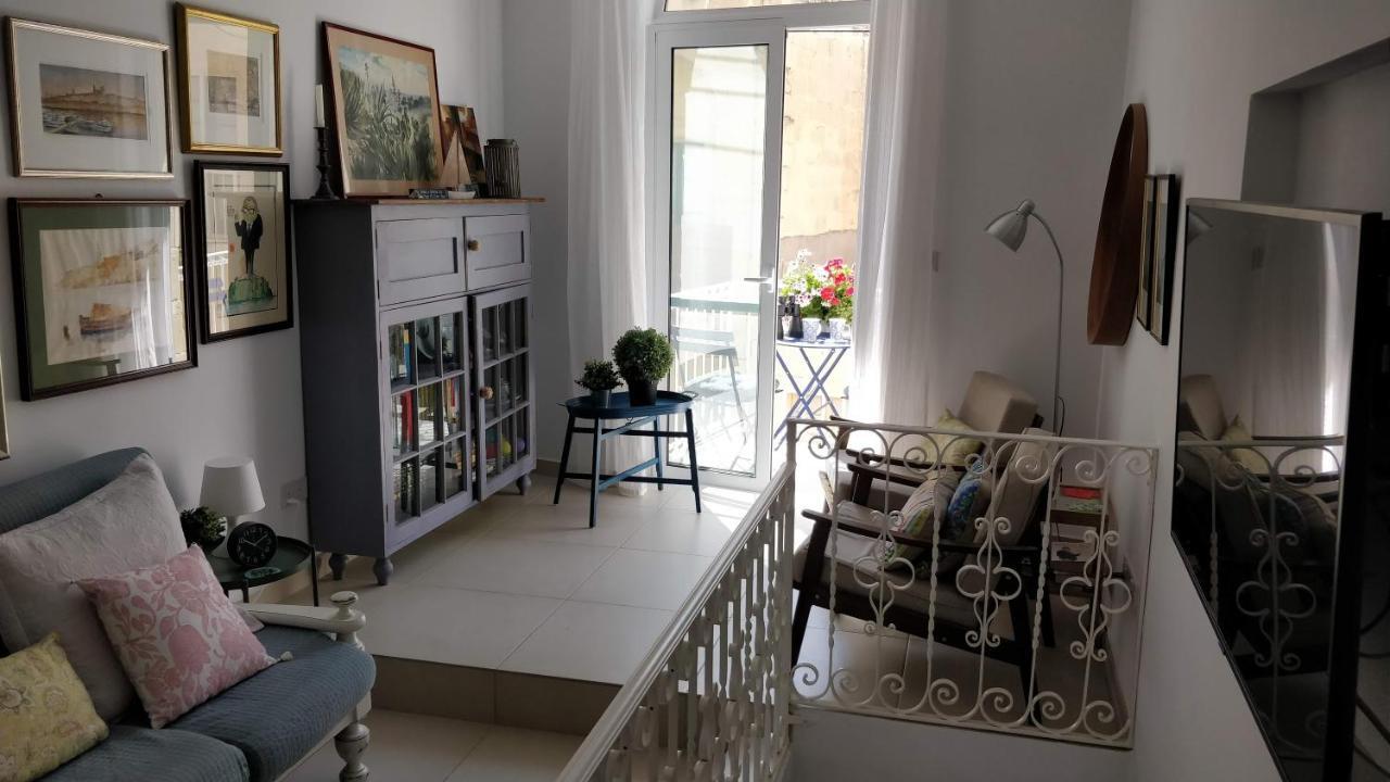 Little Blue House Villa มาร์ซาลฟอร์น ภายนอก รูปภาพ
